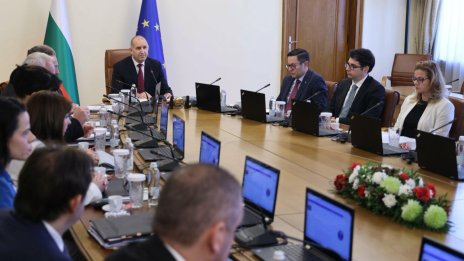 Румен Радев за "Коалицията на желаещите": Отидохме да уважим Макрон, не за неформални срещи
