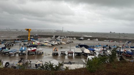 Рекорд в Бургас: Падналото количество дъжд е 249 литра на кв. м