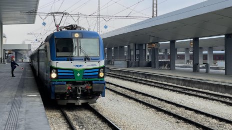Намаления за ученици и студенти прави БДЖ при пътуване с влак
