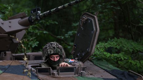 Френски войници и военна техника ще преминат по пътищата ни към Румъния