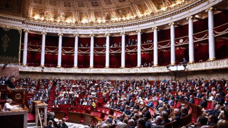  Националното събрание на Франция каза "стоп" на пенсионната реформа