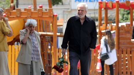 Почина Кирил Ампов, бащата на Графа