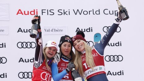 София Годжа спечели супергигантския слалом във Вал Д'Изер