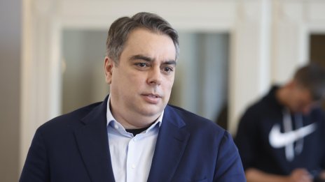 Василев: Всички ще плащаме дълга от 3,8 млрд. евро, ПП няма да го подкрепи