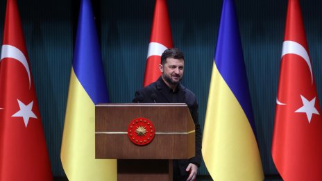 Политически капан: Защо за Зеленски отстъпките пред Тръмп са по-рискови