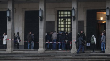 Касите на БНБ ще работят извънредно две съботи поред