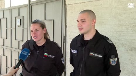 Има и добро: Полицията ескортира кола с аварийни до болница, не глоби шофьора
