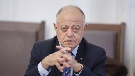Атанас Атанасов: ПБ е красноармейска власт, парламентът се превръща в гумен печат
