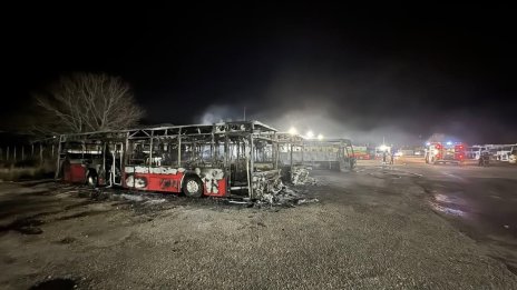 Кметът на Костинброд за изгорелите автобуси: Бяха транспортно бижу