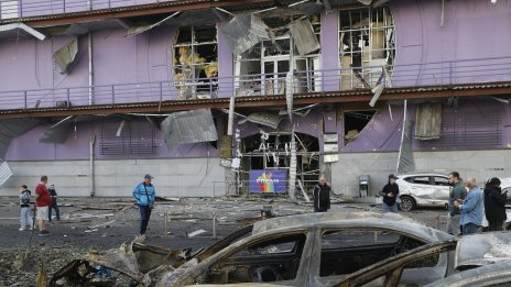 Най-малко трима души загинаха в Украйна при нощни руски удари