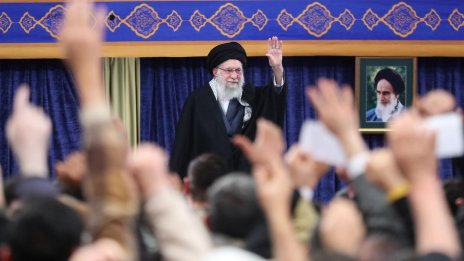 Иран ограничи достъпа до интернет 