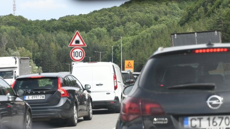 Ремонти по магистрала &bdquo;Струма&ldquo; и ключов път край морето