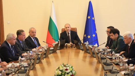 Кабинетът започна подготовката за президентските избори на 25 октомври