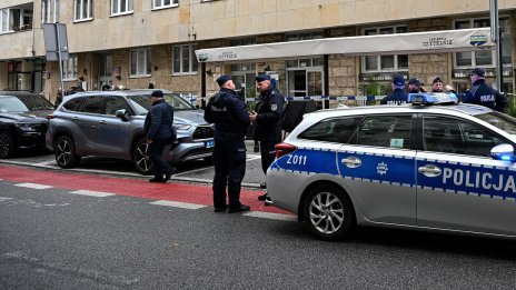 Руски художник, критикуващ Путин, е застрелян в Източна Полша