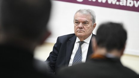 Румен Петков за случая "Петрохан": Допуснаха се няколко грешки