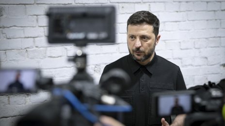 Зеленски е готов да отстъпи украинска земя на Русия?
