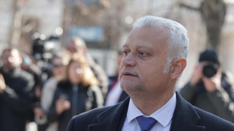 Дечев отрече да е уволнявал разследващи полицаи по случая "Петрохан" 