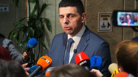 Мирчев ще сезира прокуратурата заради поредното спиране на АЕЦ "Козлодуй"