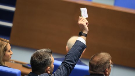 ПБ отказа по-високи заплати за лекарите, ПП ги разкритикува