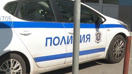 Арестуваха мъж за побой и заплаха за убийство към жената, с която живее