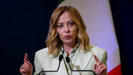 Мелони нарече "обида към вярващите" блокирането на латинския патриарх