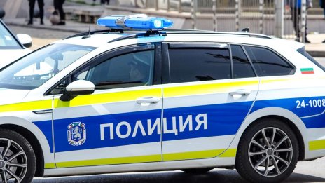 Задържаха 20-годишен за домашно насилие над 28-годишната му половинка
