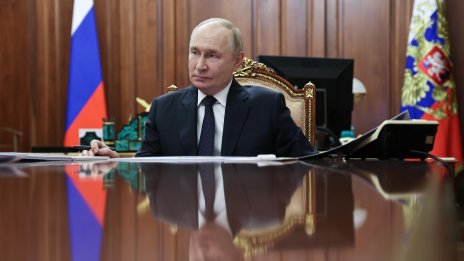 Какъв стимул има Путин да подпише мирното споразумение за Украйна?