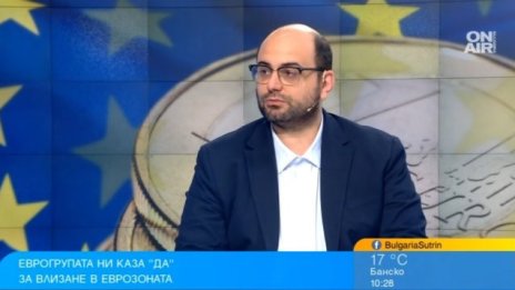 Доц. Йоловски: Двойното обозначение до края на 2026 г., докато свикнем