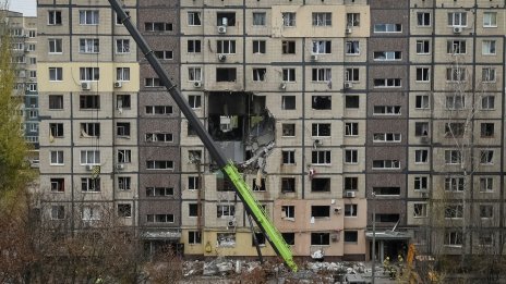 Русия застрашава Европа, след като удари подстанции в две украински АЕЦ