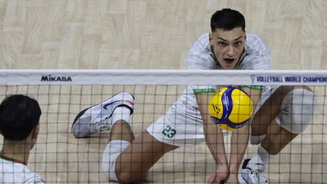 “Лъвовете” смазаха САЩ с 3:2 гейма и отиват на 1/2-финал на Световно!