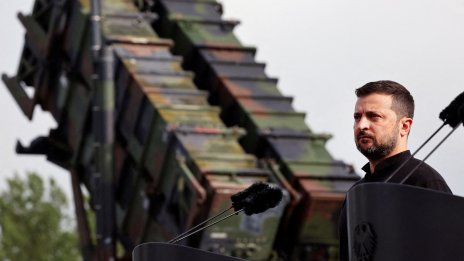 Зеленски: Тристранните мирни преговори са замразени