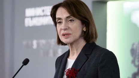 Нейнски създаде звено, което да бори дезинформацията около изборите