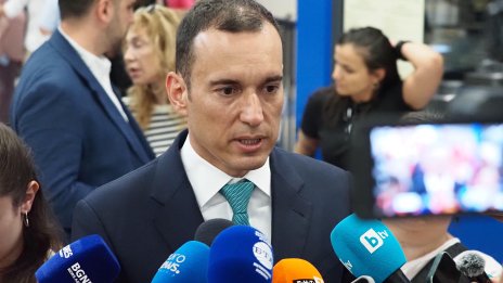 Терзиев за драмата с велосипедите в парковете: Бъдете спокойни, не се плашете от правилата