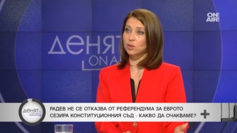 Искра Михайлова: Ситуацията в София може да доведе до ефект на домино