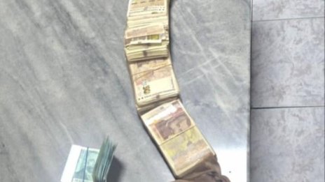 Русенски полицаи хванаха румънско такси, превозвало ало измамник