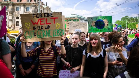 Как климатичните политики могат да подкопаят зелените ценности? 