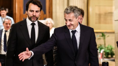 Саркози опроверга твърденията за разговор с Кадафи през 2007 г.