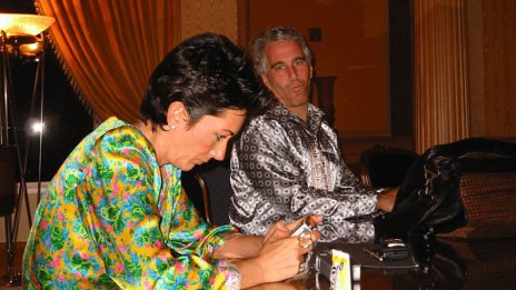 Гилейн Максуел отказа да отговаря на въпроси за Епстийн пред конгреса 