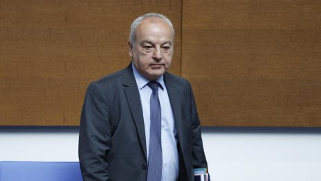 Донев: Работим за равнопоставеност без да отнемаме права и доходи