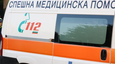 Работник почина, след като падна от скеле в Бургас