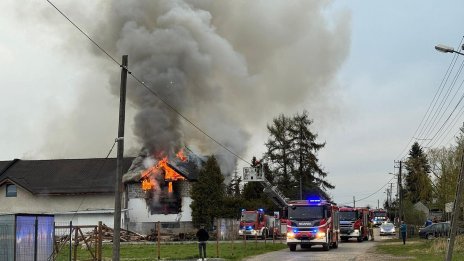 Нелицензиран хостел в Полша се запали, има загинали