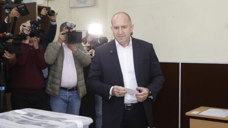 Радев е на път да се превърне в най-големия кошмар на ЕС