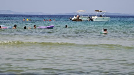 Българче се удави, отнесено от водата на надуваем дюшек в Бяло море