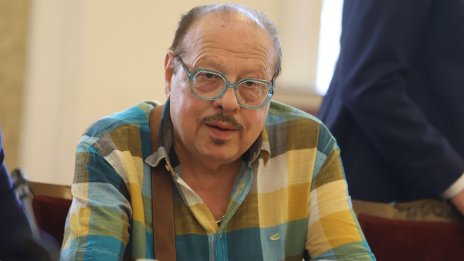 Лили Иванова, Орлин Горанов... Звезди и приятели почетоха Агент Тенев