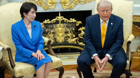 Тръмп към премиера на Япония: Защо не ми казахте за Пърл Харбър?