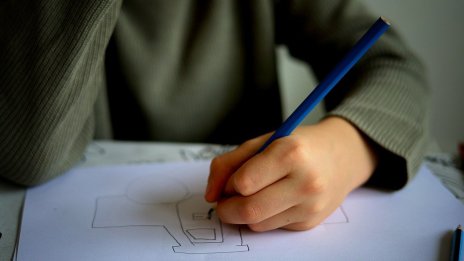 МОН реши: 3 януари ще е почивен за всички ученици 