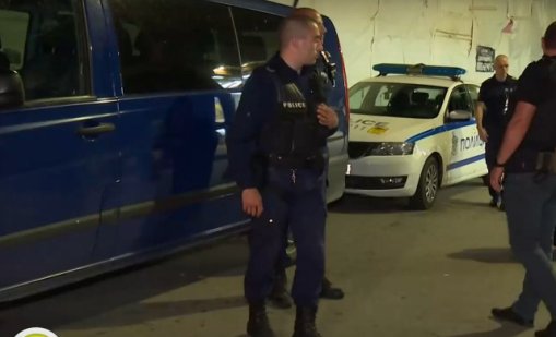 Хванаха 30 непълнолетни в заведения при полицейска акция във Варна