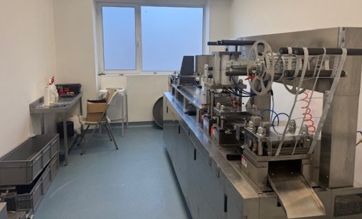 Разбита е фабрика за фалшиви лекарства в София СНИМКИ