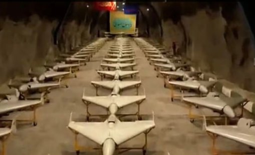 Вечният военен арсенал на Иран: Техеран показва огромен подземен град с ракети ВИДЕО