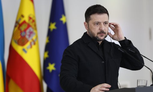 Зеленски пие по 10 чаши кафе на ден и спи по пет часа  